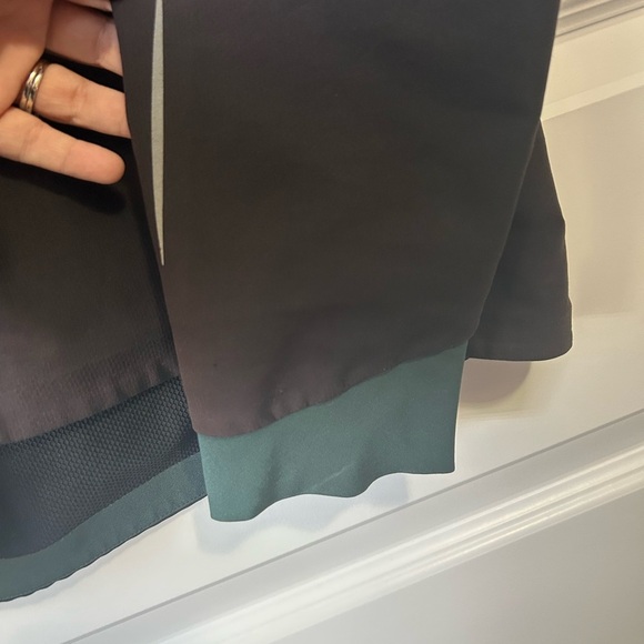 Arc'teryx Men's Accelero Lightweight Jacket - Picture 6 of 8